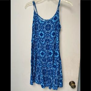 Cute little sundress.